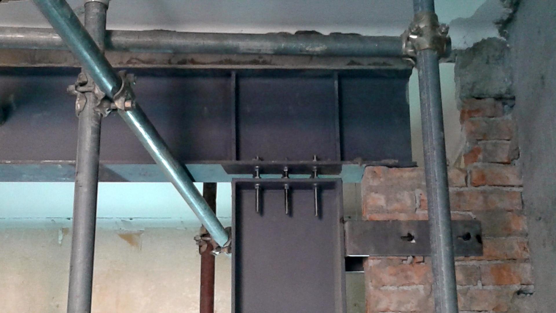 Portali e travi in acciaio