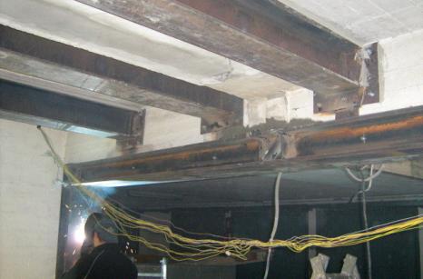 Portali e travi in acciaio