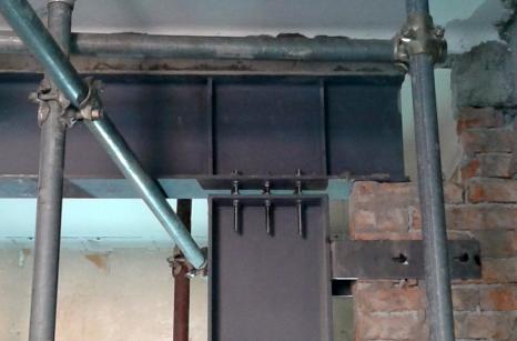 Portali e travi in acciaio