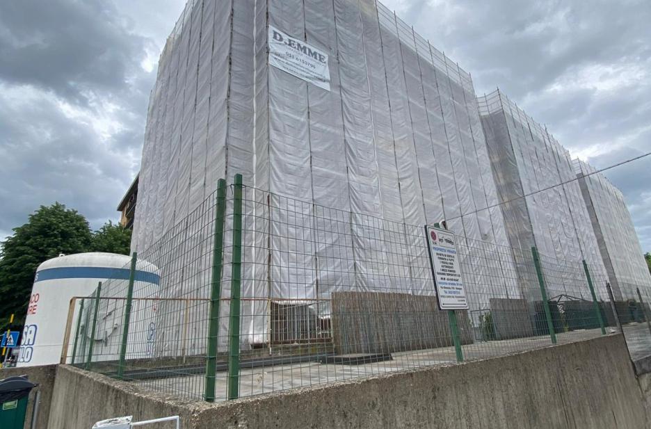 Cantiere a Bologna per rifacimento facciata e cappotto termico